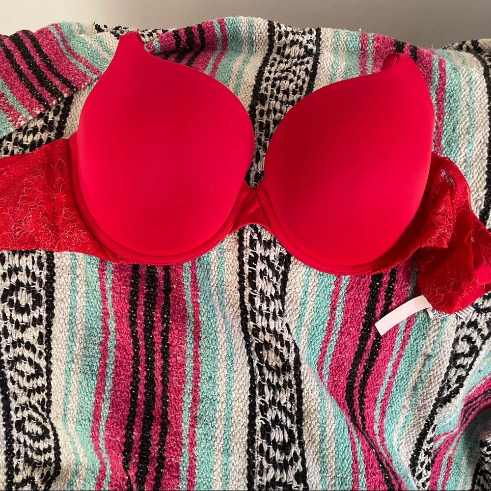 Nwot victoria secret 34ddd bra